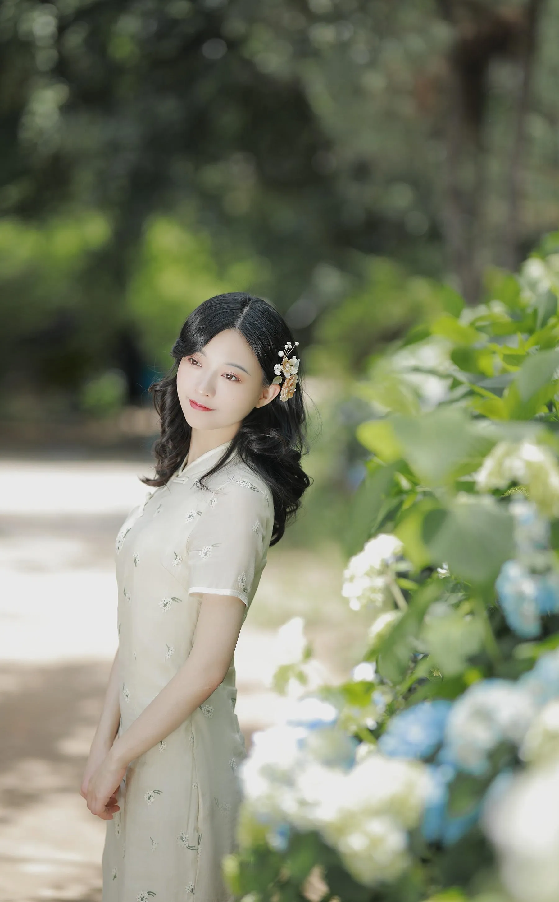 [艺图语] 2022.06.26 一梦芳华 YunFleur [28P]插图2